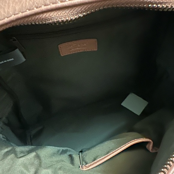 Matt and Nat Backpack - Picture 2 of 5